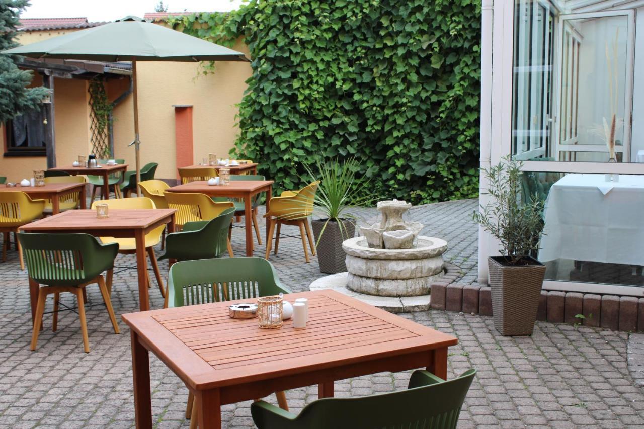 Spreezeit Hotel Connect Зенфтенберг Екстериор снимка